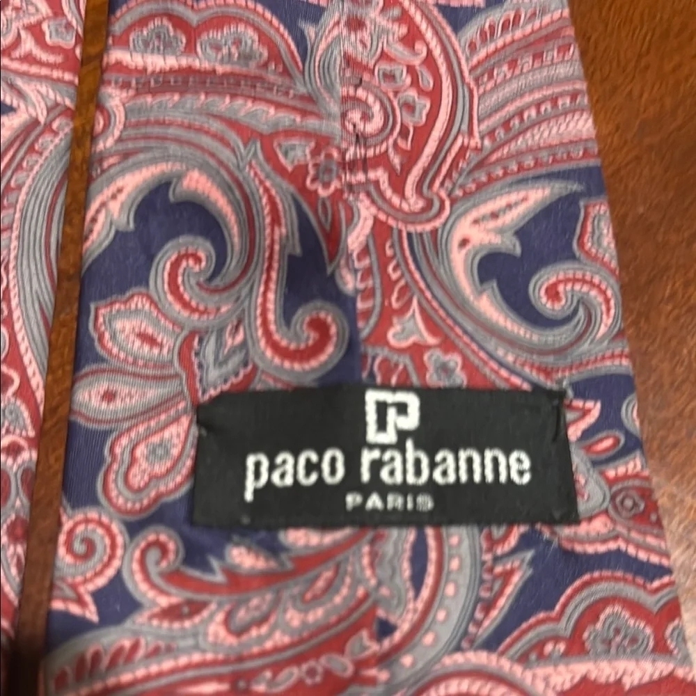 Vintage Paco Rabanne Paisley Tie in Red and Blue - Picture 2 of 4